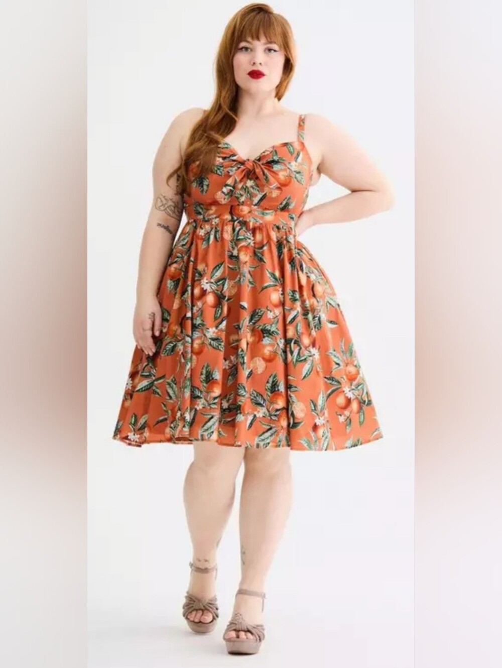 Torrid Retro Chic Tie-Front Skater Mini Dress in Orange Groves, Size 4X